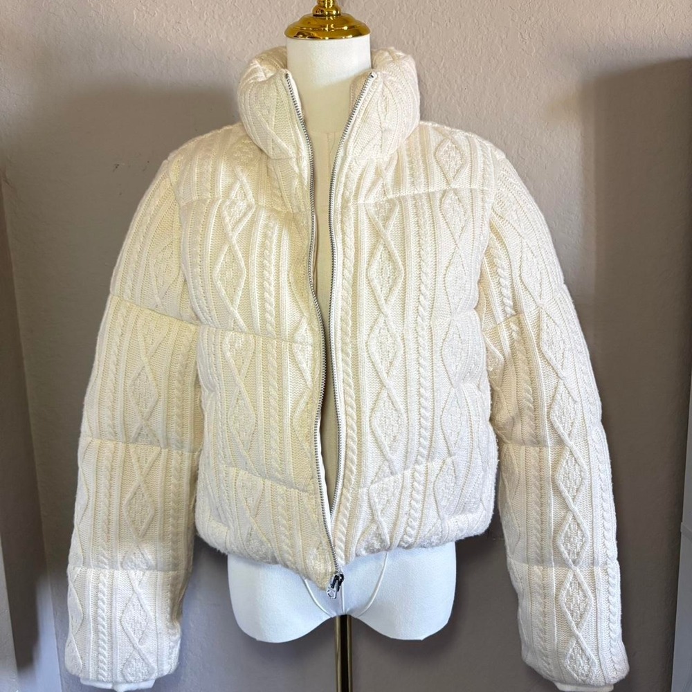 Hollister cream cable knit zip up jacket